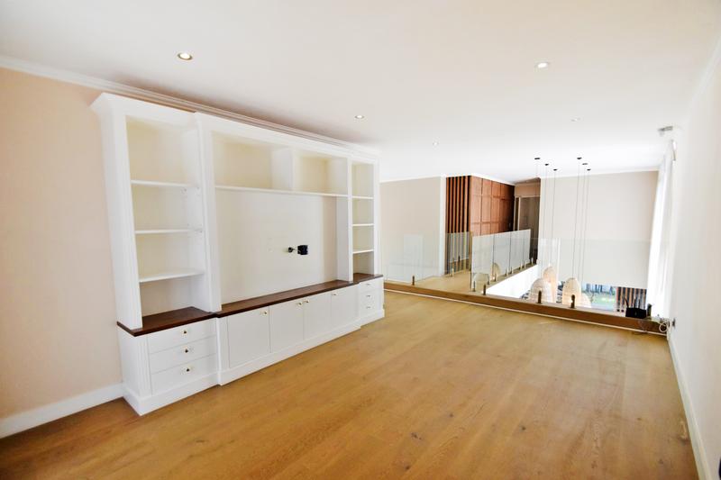To Let 4 Bedroom Property for Rent in Sandown Gauteng