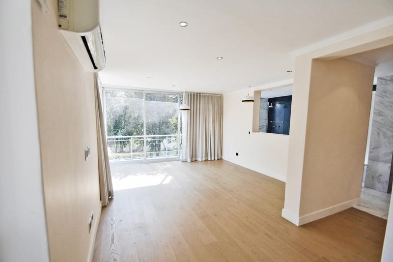 To Let 4 Bedroom Property for Rent in Sandown Gauteng