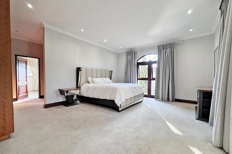 To Let 4 Bedroom Property for Rent in Sandown Gauteng