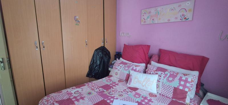 2 Bedroom Property for Sale in Aureus Gauteng