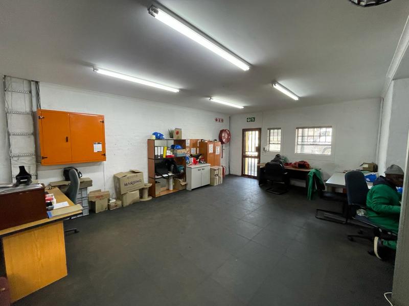 To Let Commercial Property for Rent in Hennopspark Gauteng