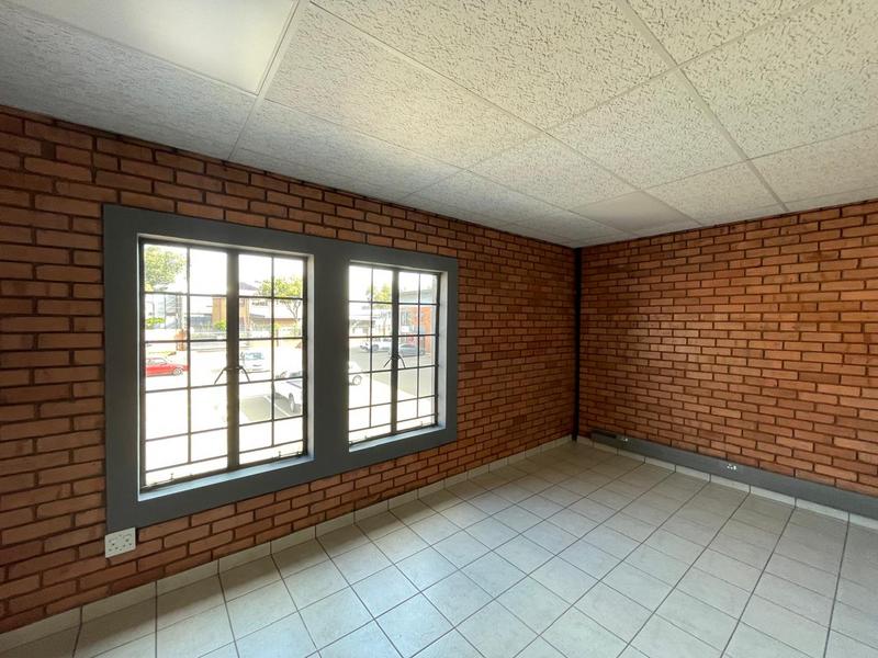 To Let Commercial Property for Rent in Hennopspark Gauteng