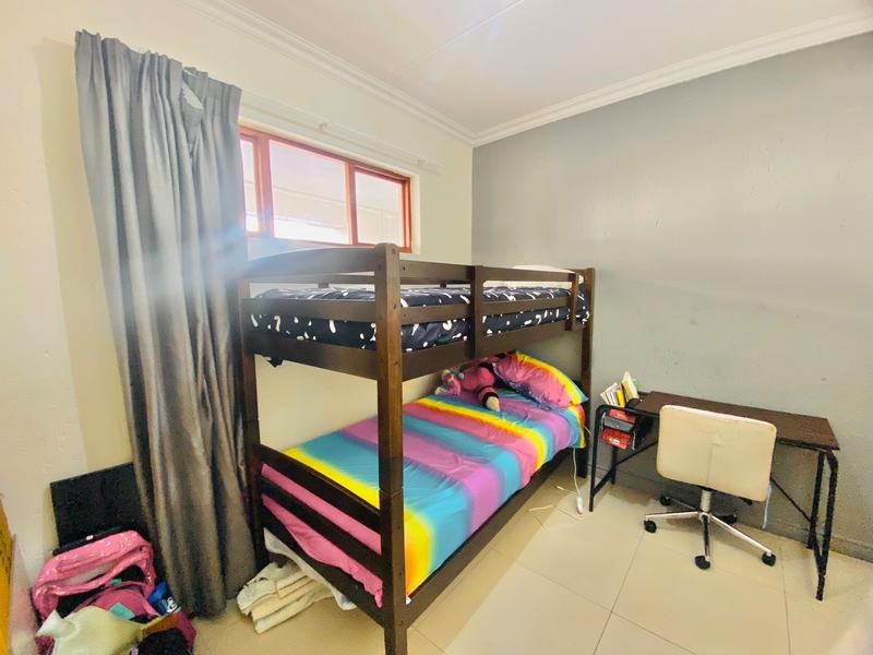 To Let 2 Bedroom Property for Rent in Ferndale Gauteng