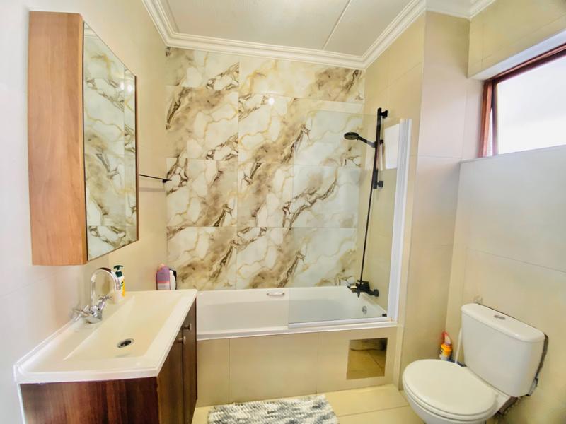 To Let 2 Bedroom Property for Rent in Ferndale Gauteng
