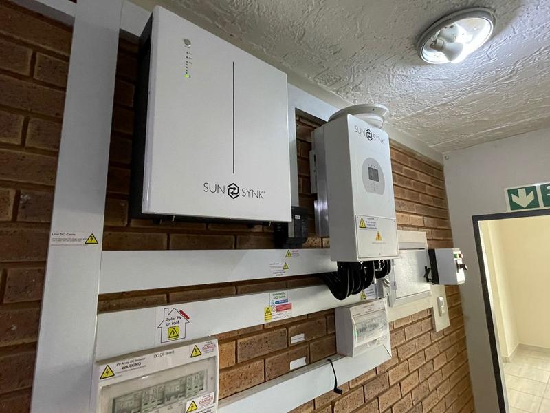 To Let Commercial Property for Rent in Hennopspark Gauteng