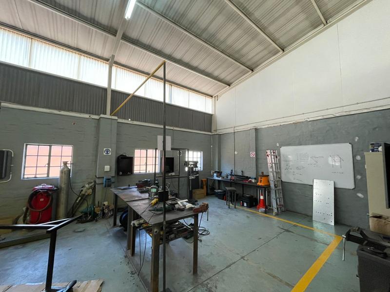 To Let Commercial Property for Rent in Hennopspark Gauteng