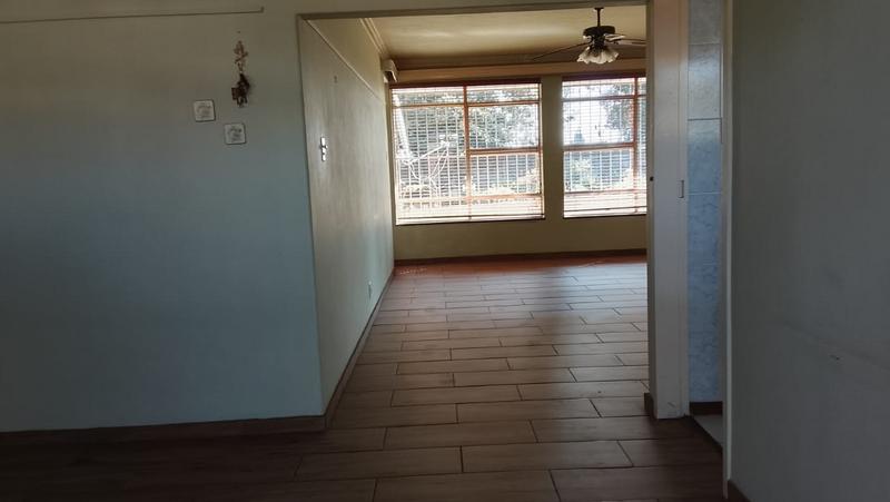 2 Bedroom Property for Sale in Greenhills Gauteng