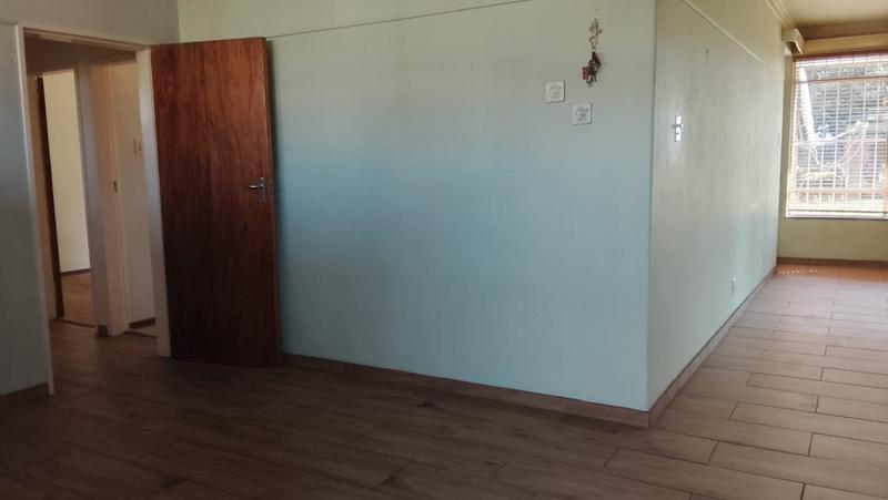 2 Bedroom Property for Sale in Greenhills Gauteng