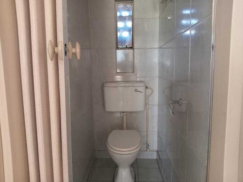 2 Bedroom Property for Sale in Greenhills Gauteng
