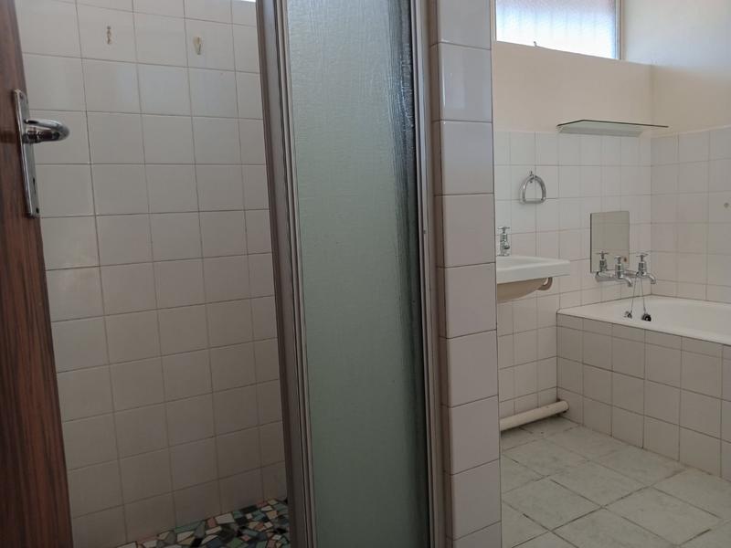 2 Bedroom Property for Sale in Greenhills Gauteng