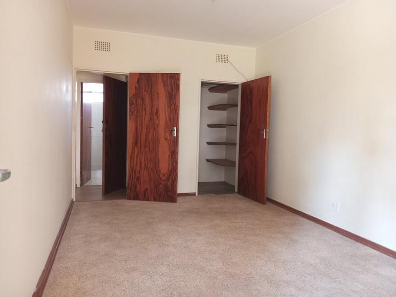 2 Bedroom Property for Sale in Greenhills Gauteng