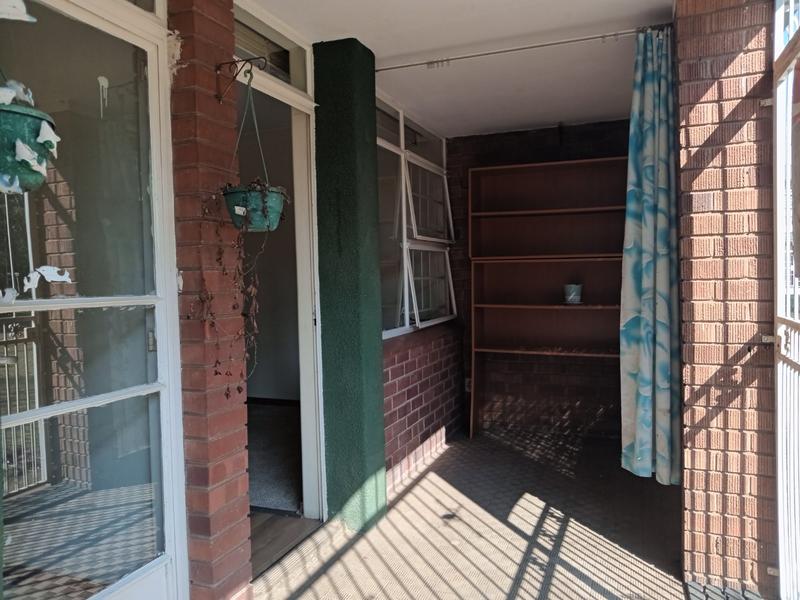 2 Bedroom Property for Sale in Greenhills Gauteng