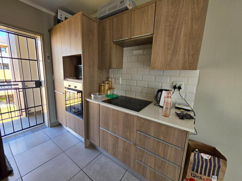 To Let 2 Bedroom Property for Rent in Amberfield Gauteng