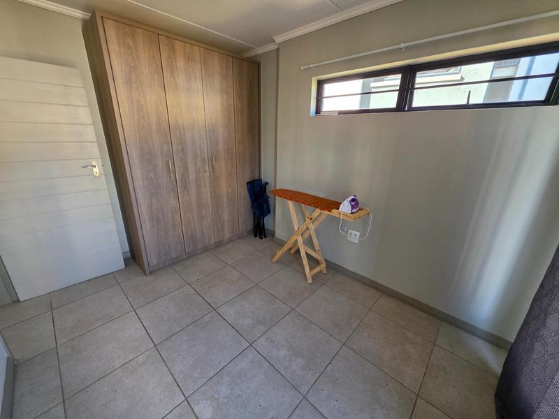 To Let 2 Bedroom Property for Rent in Amberfield Gauteng