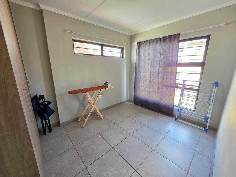 To Let 2 Bedroom Property for Rent in Amberfield Gauteng