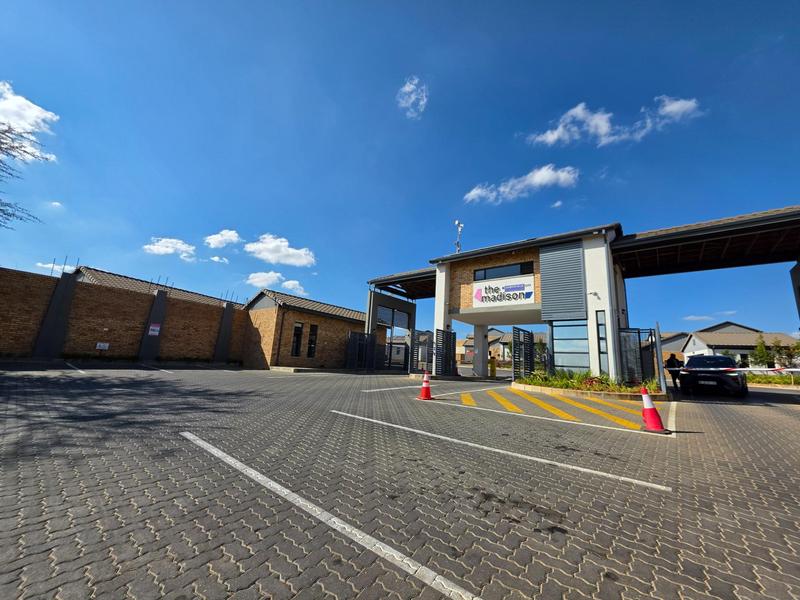 To Let 2 Bedroom Property for Rent in Amberfield Gauteng