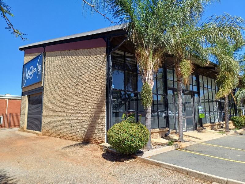 To Let Commercial Property for Rent in Louwlardia Gauteng