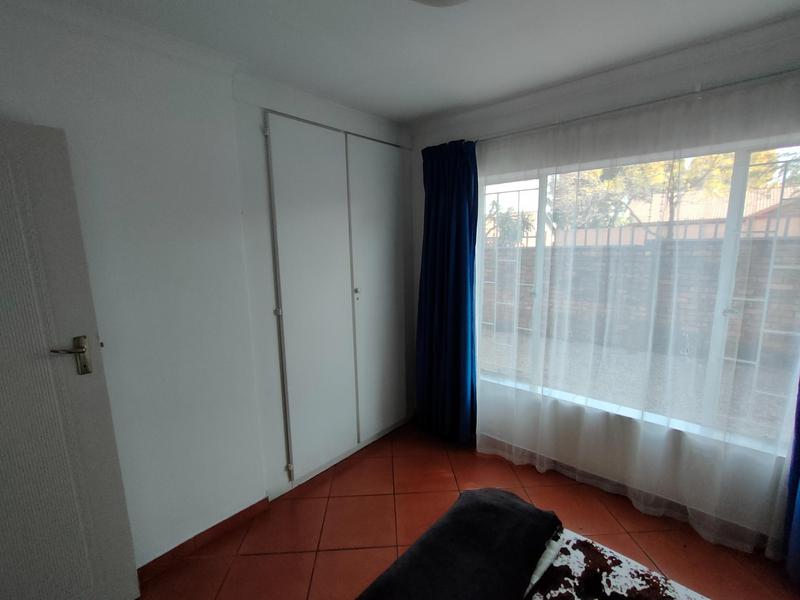 To Let 4 Bedroom Property for Rent in Rooihuiskraal North Gauteng