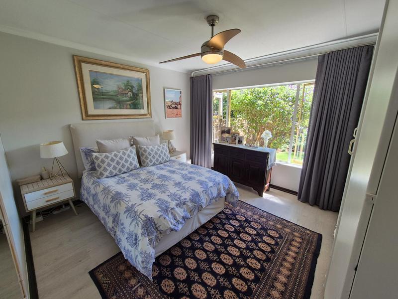 2 Bedroom Property for Sale in Pierre Van Ryneveld Gauteng