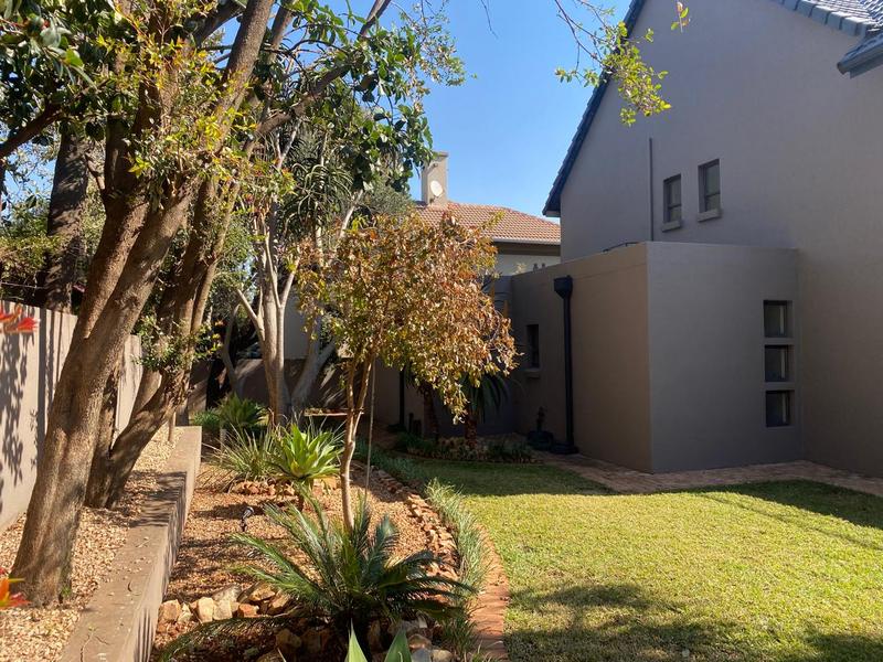 4 Bedroom Property for Sale in Midstream Estate Gauteng