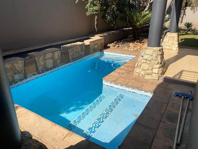 4 Bedroom Property for Sale in Midstream Estate Gauteng