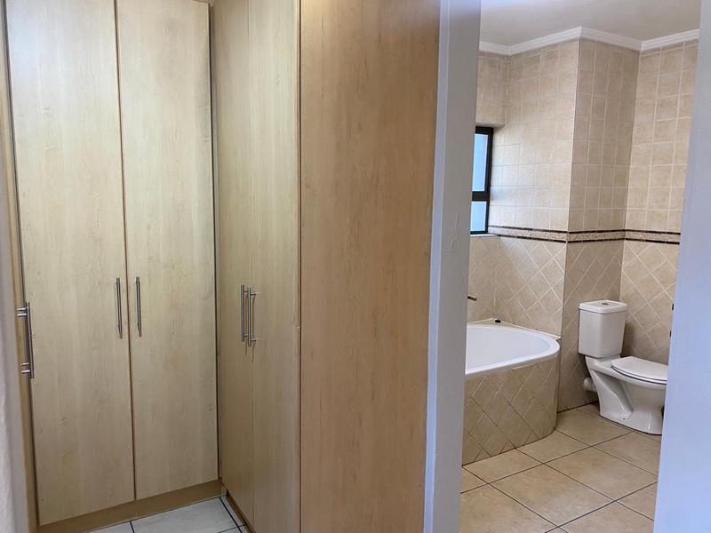 4 Bedroom Property for Sale in Midstream Estate Gauteng
