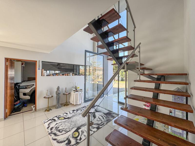 4 Bedroom Property for Sale in Midstream Ridge Gauteng