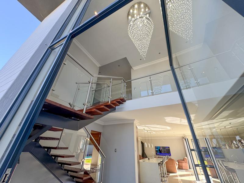 4 Bedroom Property for Sale in Midstream Ridge Gauteng