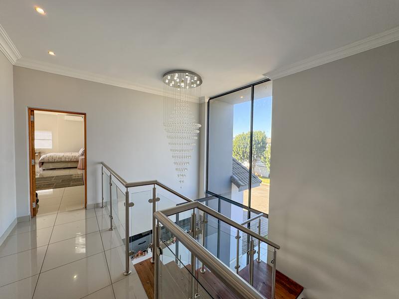 4 Bedroom Property for Sale in Midstream Ridge Gauteng