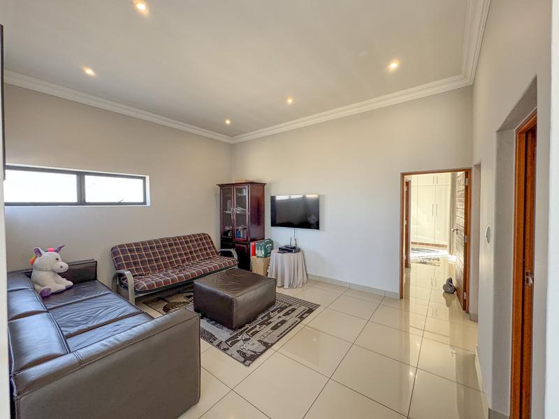 4 Bedroom Property for Sale in Midstream Ridge Gauteng