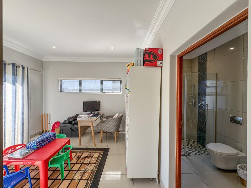 4 Bedroom Property for Sale in Midstream Ridge Gauteng