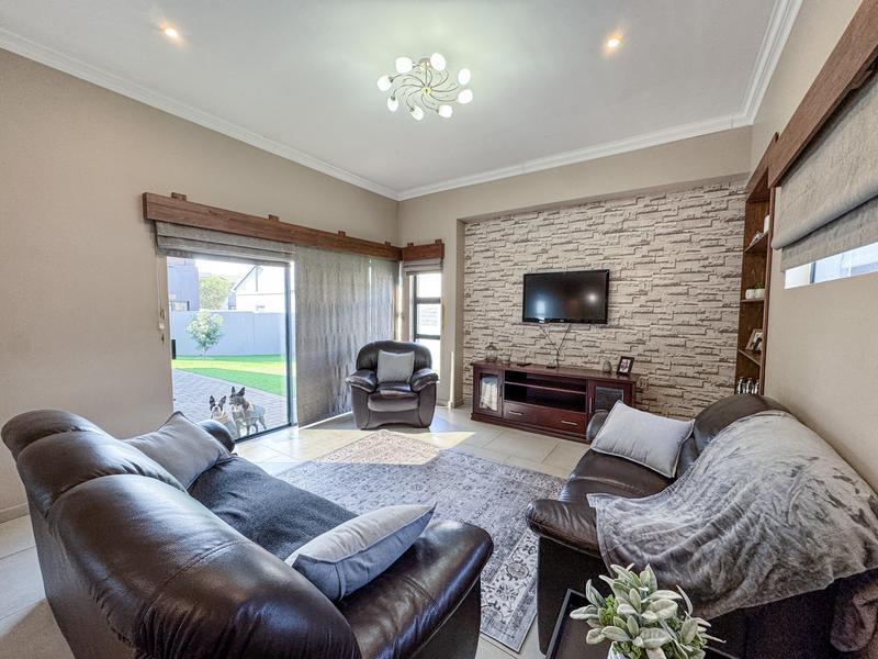 3 Bedroom Property for Sale in Midstream Meadows Gauteng