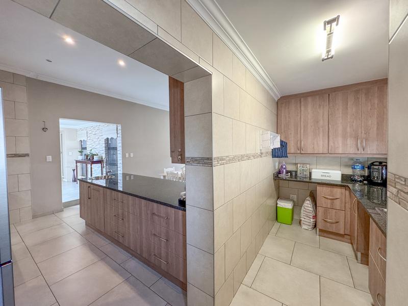 3 Bedroom Property for Sale in Midstream Meadows Gauteng