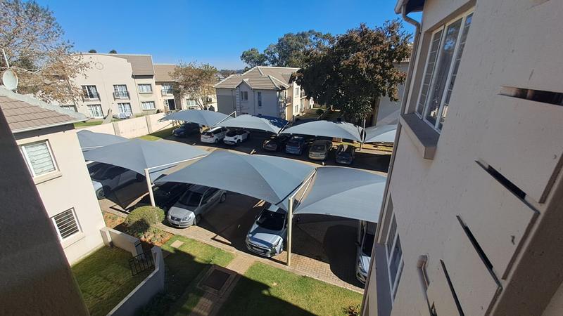 2 Bedroom Property for Sale in Klippoortjie Gauteng