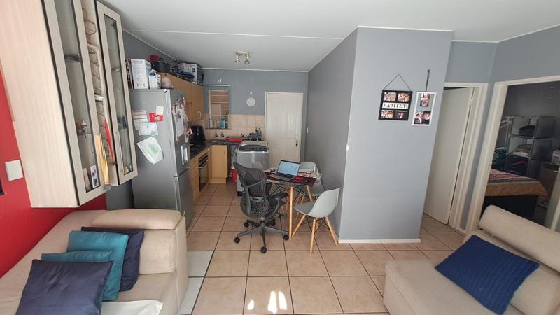 2 Bedroom Property for Sale in Klippoortjie Gauteng