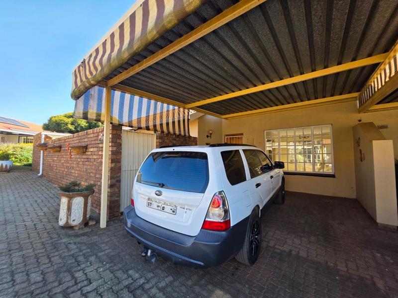 2 Bedroom Property for Sale in Randpoort Gauteng