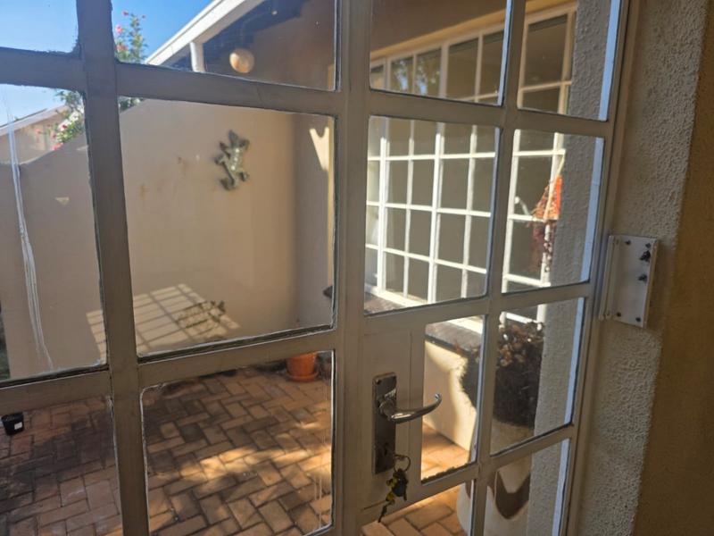 2 Bedroom Property for Sale in Randpoort Gauteng