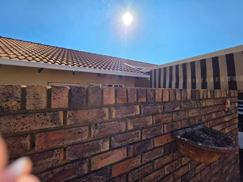 2 Bedroom Property for Sale in Randpoort Gauteng