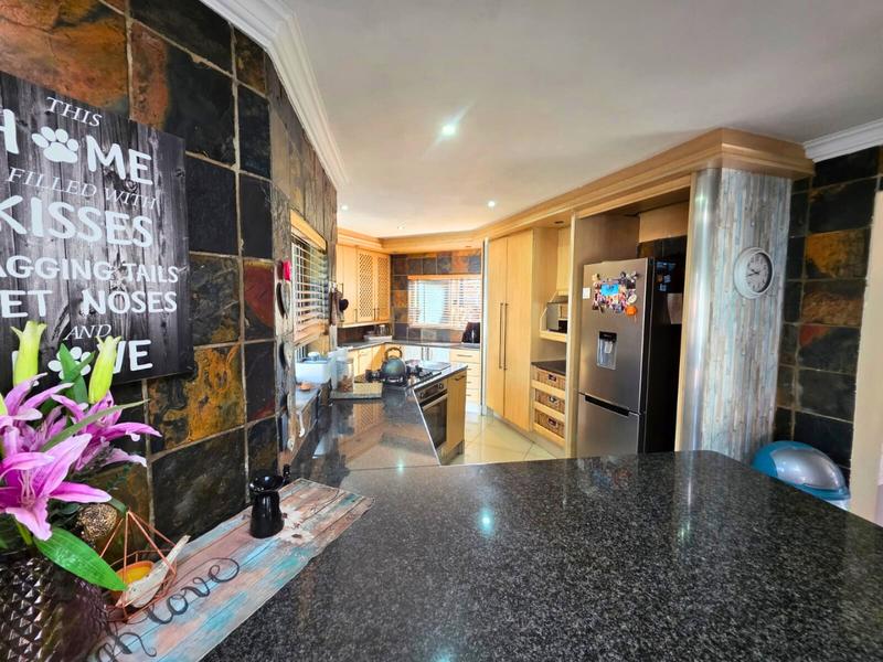 To Let 3 Bedroom Property for Rent in Blue Gill Estate Gauteng