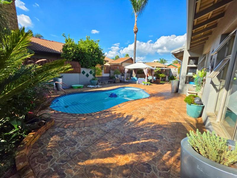 To Let 3 Bedroom Property for Rent in Blue Gill Estate Gauteng