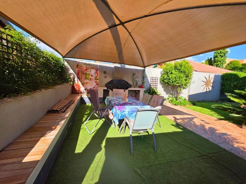 To Let 3 Bedroom Property for Rent in Blue Gill Estate Gauteng