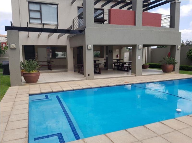 To Let 1 Bedroom Property for Rent in Sunninghill Gauteng