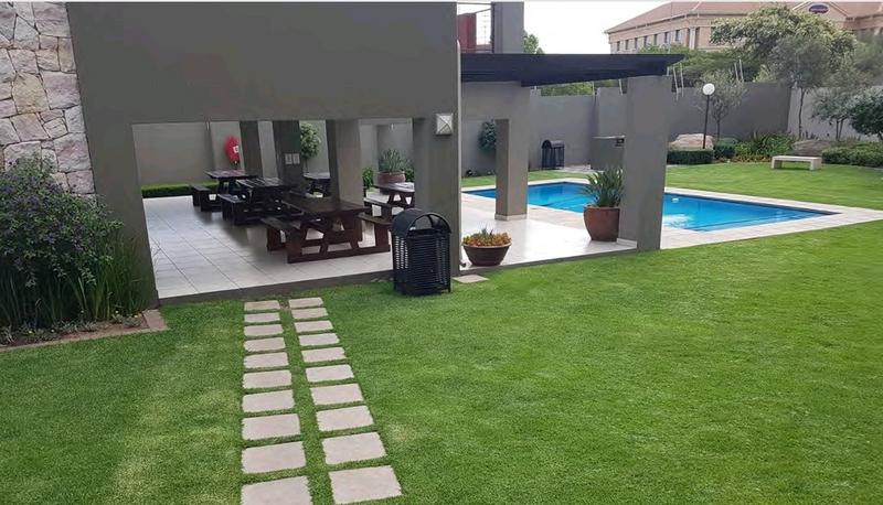 To Let 1 Bedroom Property for Rent in Sunninghill Gauteng