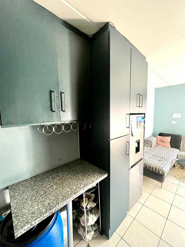 2 Bedroom Property for Sale in Fleurhof Gauteng