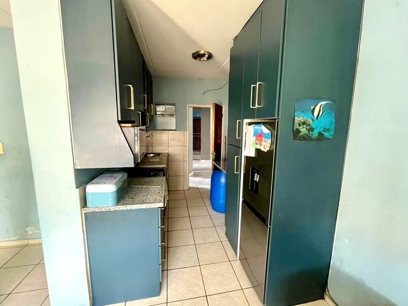 2 Bedroom Property for Sale in Fleurhof Gauteng