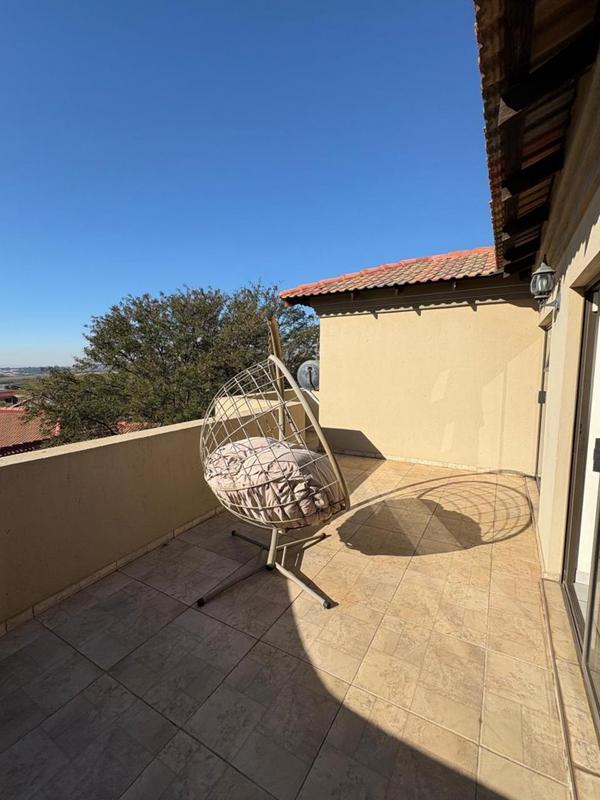 4 Bedroom Property for Sale in Heritage Heights Gauteng