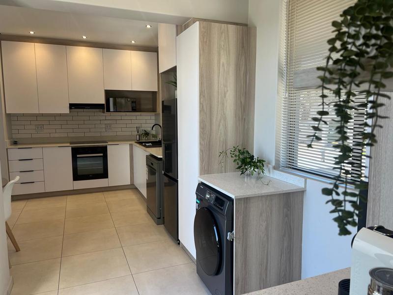 To Let 1 Bedroom Property for Rent in Waterkloof A H Gauteng