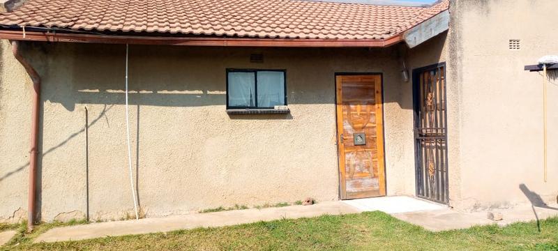 1 Bedroom Property for Sale in Buhle Park Gauteng