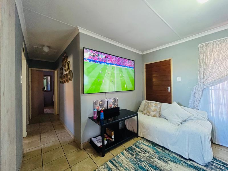 3 Bedroom Property for Sale in Sky City Gauteng