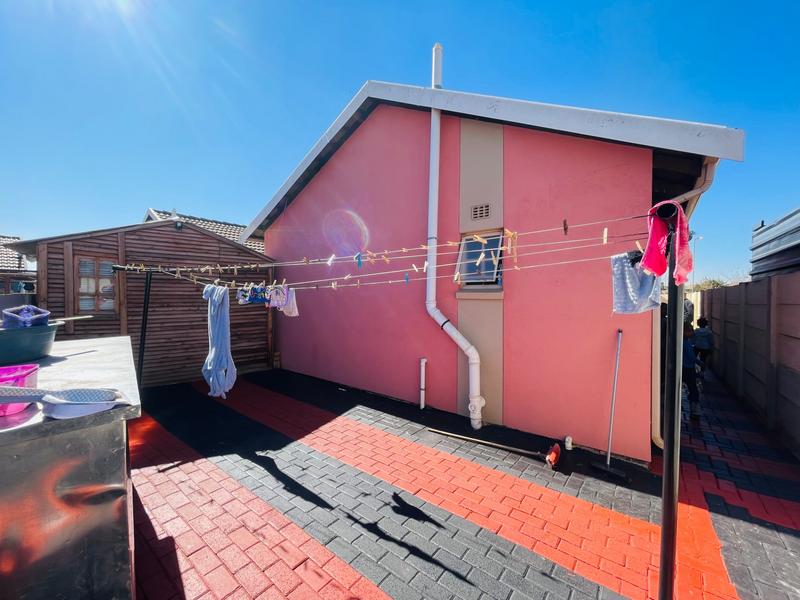 3 Bedroom Property for Sale in Sky City Gauteng